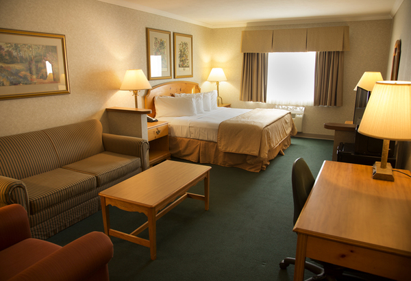 King Suite with Sofa Photo 1