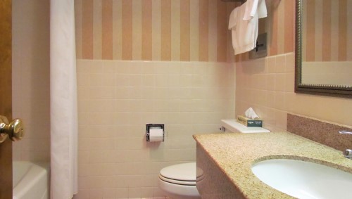 Two Double Beds Nonsmoking Photo 3